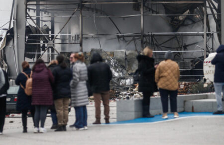 tragodia-sti-violanta-i-kyvernisi-mila-gia-tymvorychia-oi-epitheorites-gia-dialysi-ton-elegchon-716193