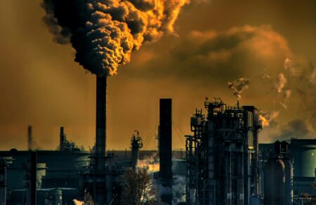 klimatiki-krisi-to-1-ton-ploysion-toy-planiti-exantlei-ton-anthraka-tis-chronias-se-deka-imeres-712153