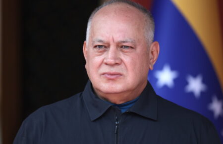reuters-oi-ipa-ta-elegan-me-ton-ypoyrgo-esoterikon-tis-venezoyelas-mines-prin-tin-apagogi-madoyro-713037