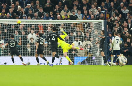 premier-league-24i-agonistiki-epistrofi-stis-nikes-gia-arsenal-kai-sto-6-apo-ti-siti-719531