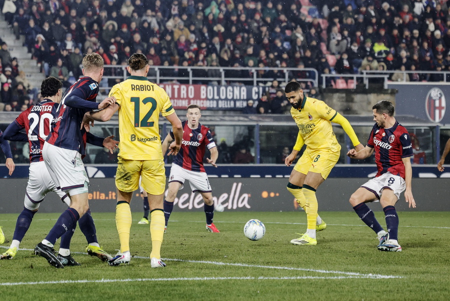 SERIE A 2025-26 / ΜΠΟΛΟΝΙΑ - ΜΙΛΑΝ (EPA/SERENA CAMPANINI)