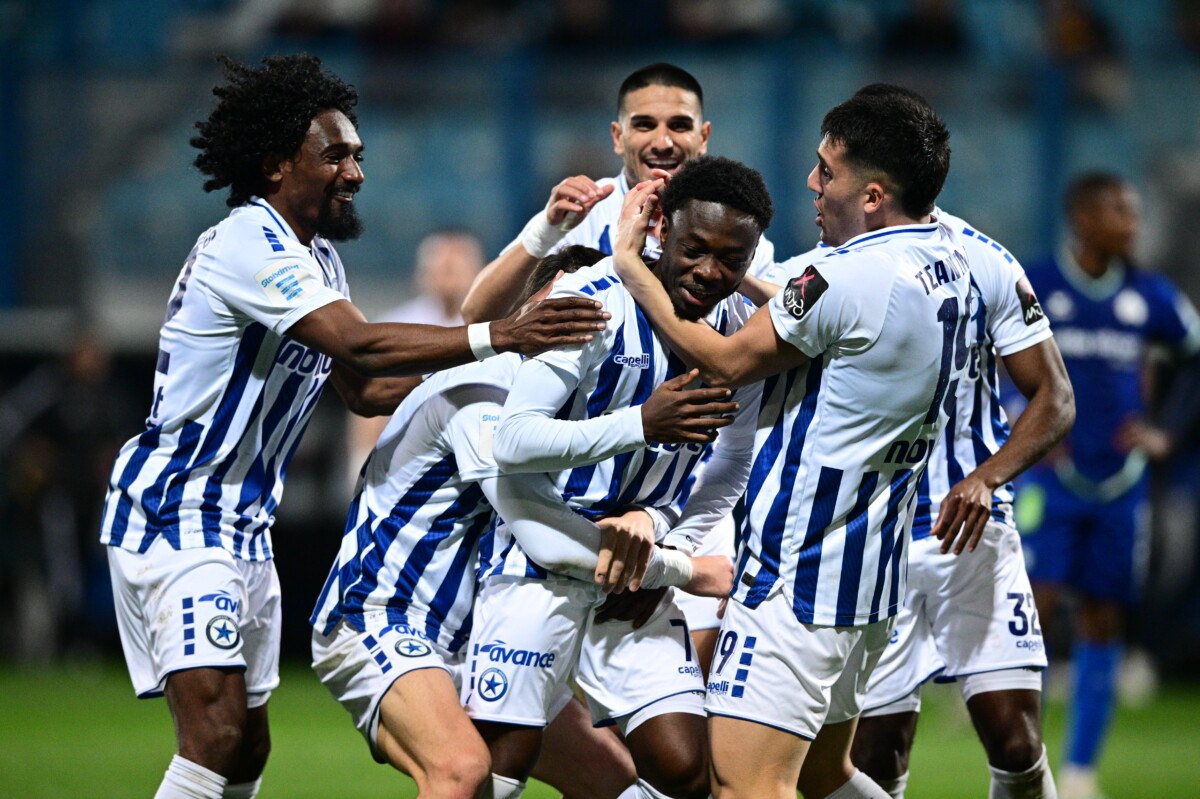 SUPERLEAGUE 2025-2026 / ΚΗΦΙΣΙΑ - ΑΤΡΟΜΗΤΟΣ (KLODIAN LATO / EUROKINISSI)