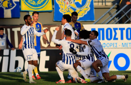 super-league-o-atromitos-perase-me-2-1-apo-tin-tripoli-kai-vythise-perissotero-ton-astera-727386