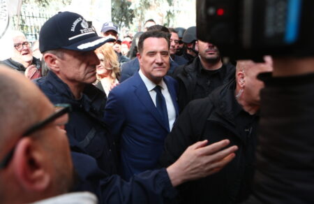 i-apopsi-mas-to-anyparkto-vinteo-toy-adoni-georgiadi-kai-i-politiki-tis-meta-alitheias-727596