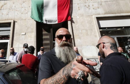 italia-katadikes-melon-tis-casapound-gia-anasystasi-toy-fasistikoy-kommatos-723550