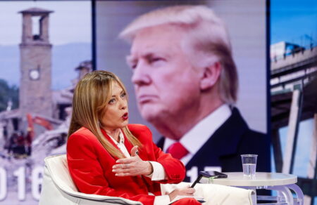 analysi-polites-xypniste-erchontai-fasistes-i-meloni-leei-alitheia-722418