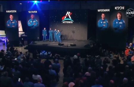 nasa-antistrofi-metrisi-gia-tin-proti-epandromeni-apostoli-sti-selini-meta-to-apollo-719274