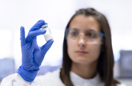 emvolia-covid-meleti-fernei-sto-fos-spania-kai-epikindyni-epiploki-728684