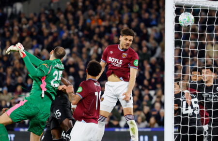 premier-league-30i-agonistiki-o-mayropanos-poy-voitha-tin-arsenal-737382