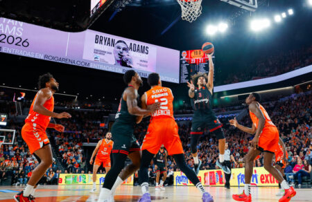 eyroligka-palepse-o-olympiakos-sti-valenthia-alla-lygise-sto-telos-kai-ittithike-85-84-741077