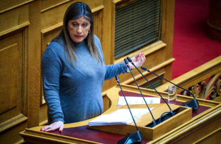apantisi-konstantopoyloy-se-sevastidi-aney-proigoymenoy-paremvaseis-yper-tis-kyvernisis-pseydologos-yvristis-kai-sykofantis-743634