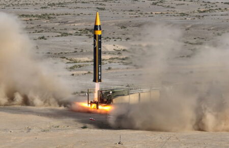 cnn-to-iran-xananoixe-tis-ypogeies-pyraylikes-toy-vaseis-kai-einai-etoimo-gia-nees-ektoxeyseis-739457