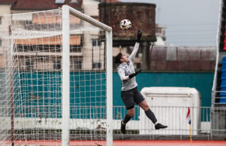 psapp-to-xechoristo-vinteo-gia-tin-pagkosmia-imera-tis-gynaikas-gkol-apokroyseis-kai-theama-733650