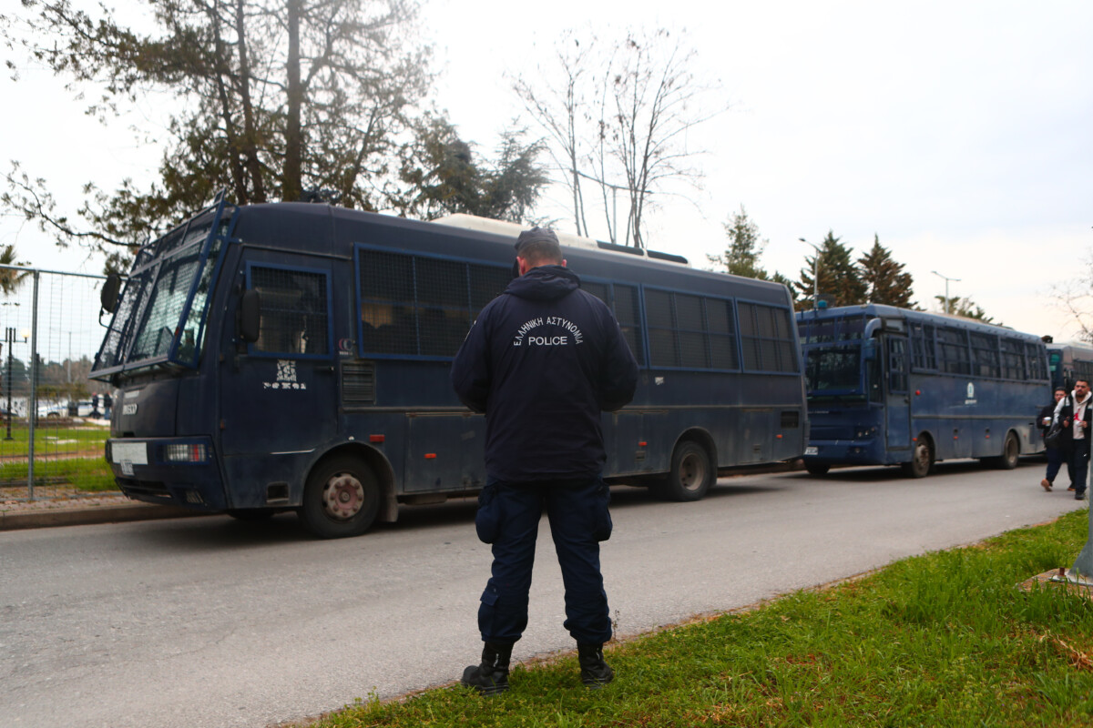 Δίκη για τα Τέμπη – Κουτσόλαμπρος / «Προσβλέπουμε στην πλήρη δικαστική διερεύνηση της υπόθεσης»