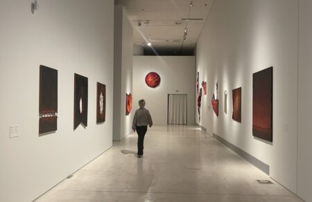 to-tvxs-sto-ethniko-moyseio-sygchronis-technis-logothetis-christoy-kanagkini-i-mageia-tis-ellinikis-protoporias-toy-20oy-aiona-743693