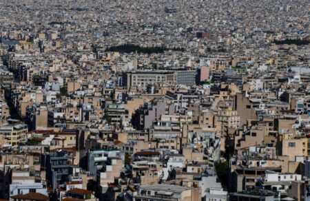 mida-erchetai-to-neo-psifiako-mitroo-akiniton-tis-aade-ti-allazei-gia-toys-idioktites-739713