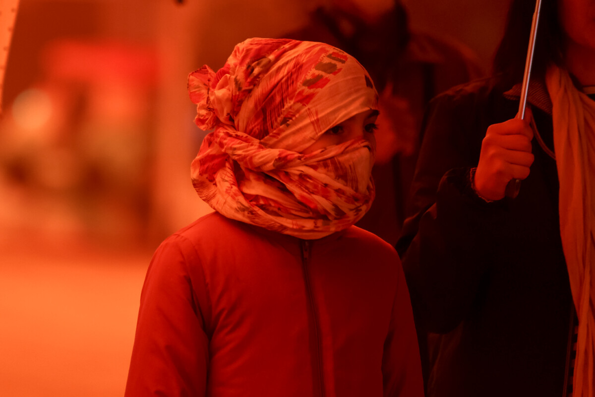 Αφρικανική σκόνη πάνω απο τη πόλη στο Ηράκλειο Κρήτης. Τετάρτη 1 Απριλίου 2026. (ΣΤΕΦΑΝΟΣ ΡΑΠΑΝΗΣ/EUROKINISSI)