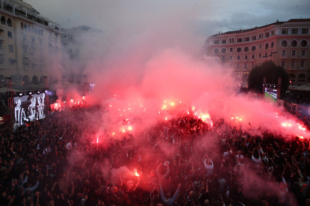 ΕΚΔΗΛΩΣΕΙΣ ΓΙΑ ΤΟΝ ΕΟΡΤΑΣΜΟ 100 ΧΡΟΝΩΝ ΑΠΟ ΤΗΝ ΙΔΡΥΣΗ ΤΟΥ ΠΑΟΚ ΣΤΗΝ ΠΛΑΤΕΙΑ ΑΡΙΣΤΟΤΕΛΟΥΣ (ΝΑΣΟΣ ΣΙΜΟΠΟΥΛΟΣ / EUROKINISSI)