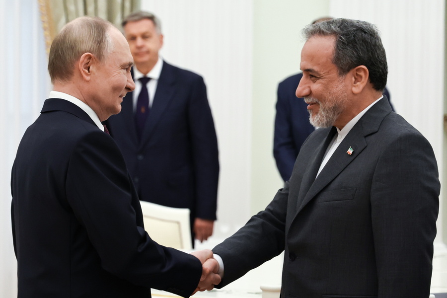 Φωτό αρχείου (EPA/ALEXANDER KAZAKOV / SPUTNIK / KREMLIN POOL)