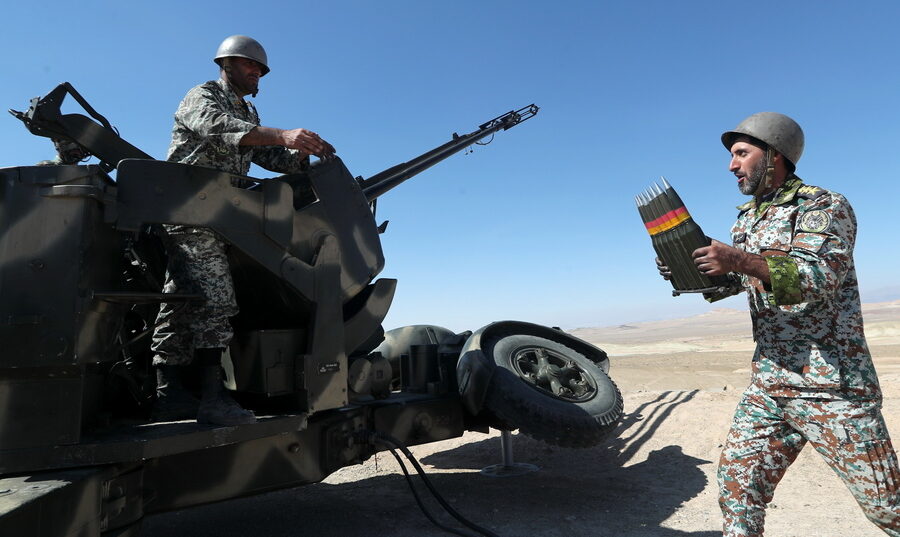 EPA/IRANIAN ARMY PRESS OFFICE HANDOUT