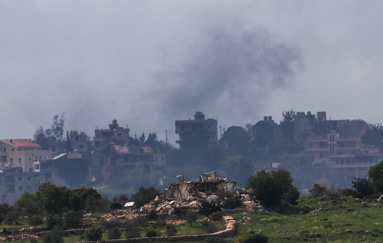 Λίβανος / O ισραηλινός στρατός σκοτώνει κοριτσάκι στην κηδεία του πατέρα του