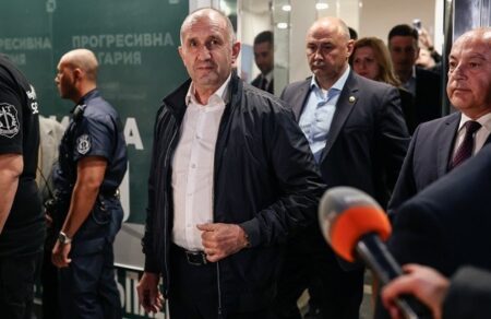 voylgaria-aytodynamia-gia-ton-roymen-rantef-stis-voyleytikes-ekloges-anetrepse-ta-prognostika-752605