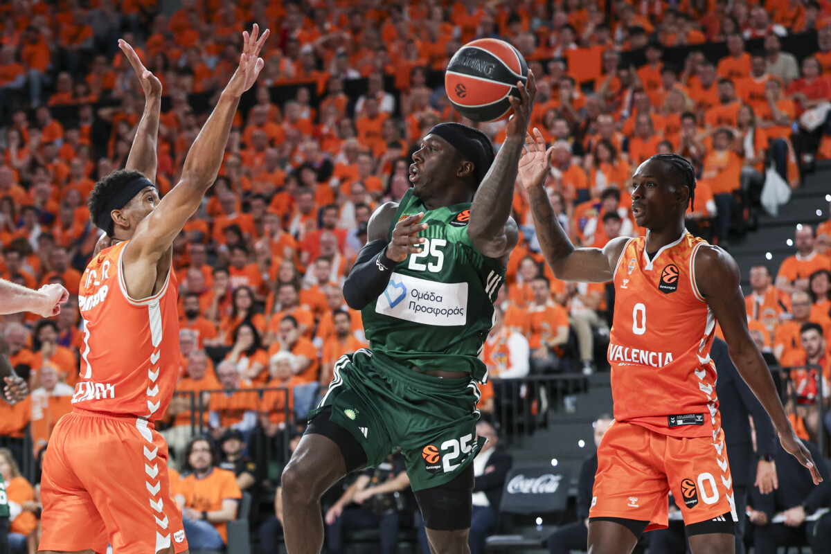 EUROLEAGUE 2025-2026 / PLAYOFFS / 5ος ΑΓΩΝΑΣ / ΒΑΛΕΝΘΙΑ - ΠΑΟ (EUROKINISSI)