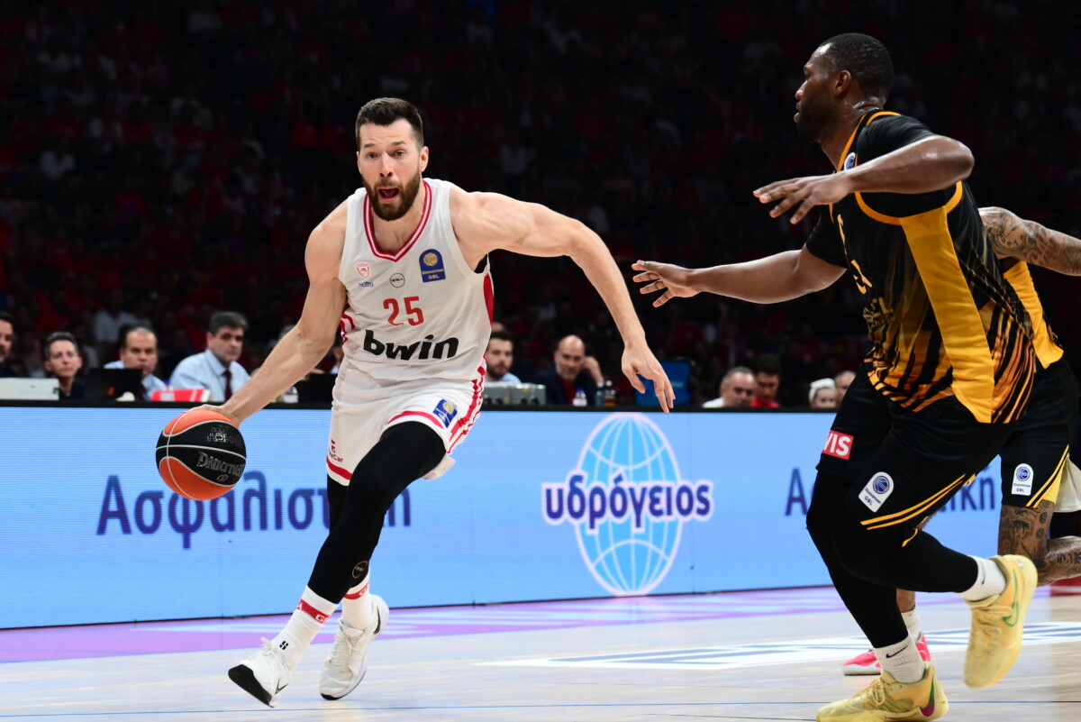 BASKET LEAGUE 2025-2026/ ΗΜΙΤΕΛΙΚΟΙ 1ος ΑΓΩΝΑΣ / ΟΛΥΜΠΙΑΚΟΣ - ΑΕΚ. (KLODIAN LATO / EUROKINISSI)