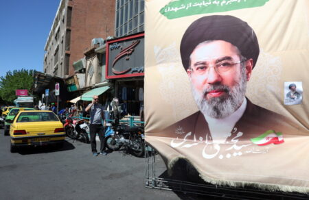 iran-o-chamenei-anakoinose-nea-metra-gia-tin-antimetopisi-ton-ipa-kai-toy-israil-761701