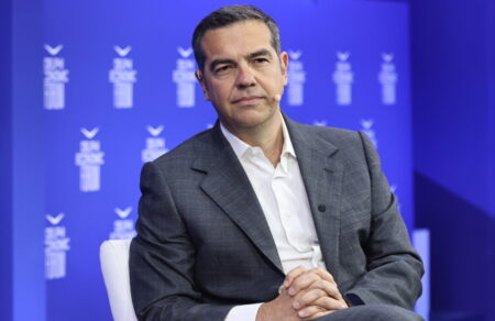 tsipras-se-gkilfoil-oi-scheseis-ipa-elladas-prepei-na-stirizontai-sto-amoivaio-ofelos-ochi-sti-logiki-toy-dedomenoy-symmachoy-758559