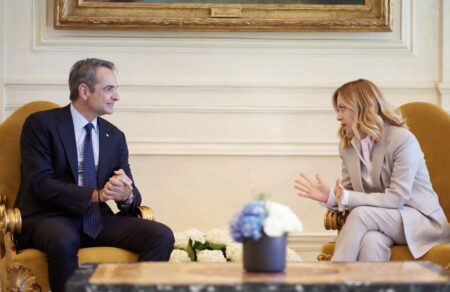 europe-gulf-forum-antimetanasteytiko-teichos-apo-mitsotaki-christodoylidi-meloni-ampela-764915