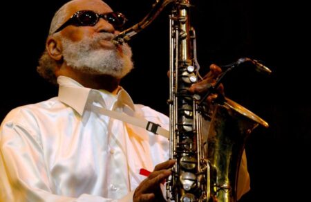 sonny-rollins-enas-apo-toys-teleytaioys-thryloys-tis-tzaz-efyge-apo-ti-zoi-768513