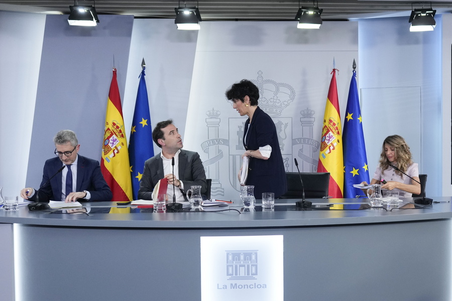 «Βόμβα» λιπασμάτων απειλεί την Ευρώπη, με το πραγματικό σοκ στα τρόφιμα να έρχεται το 2027