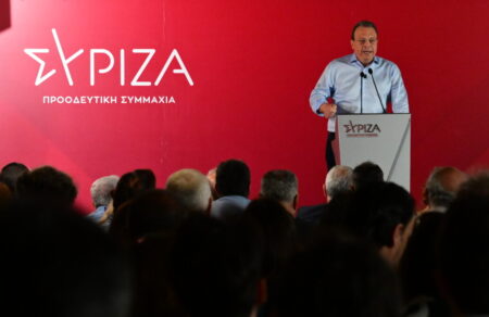 famellos-eimaste-dipla-stin-el-a-s-toy-tsipra-opos-theloyn-oi-proodeytikoi-polites-772886