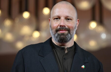lanthimos-stoys-financial-times-den-xero-an-tha-kano-xana-tainies-773492