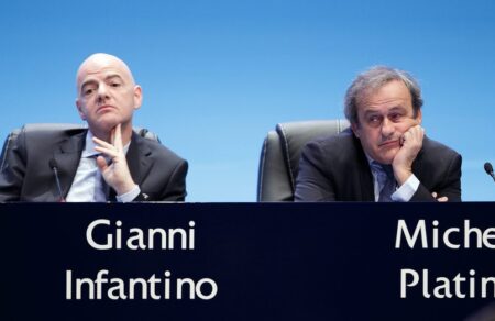 platini-kata-infantino-nea-dikastiki-epithesi-ligo-prin-apo-tin-enarxi-toy-moyntial-774044
