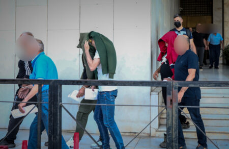 opekepe-profylakistikan-tria-meli-toy-kyklomatos-se-kozani-kai-agrinio-sta-25-ekat-eyro-i-zimia-774151