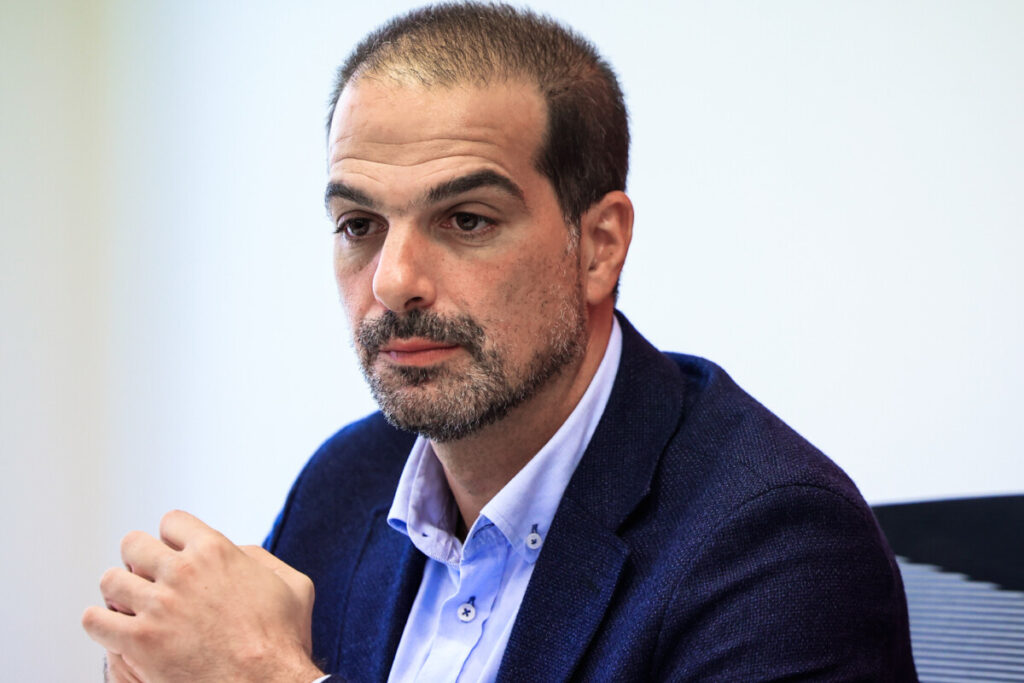Νέα Αριστερά / Μηνύει τον Βελόπουλο για υποκίνηση βίας