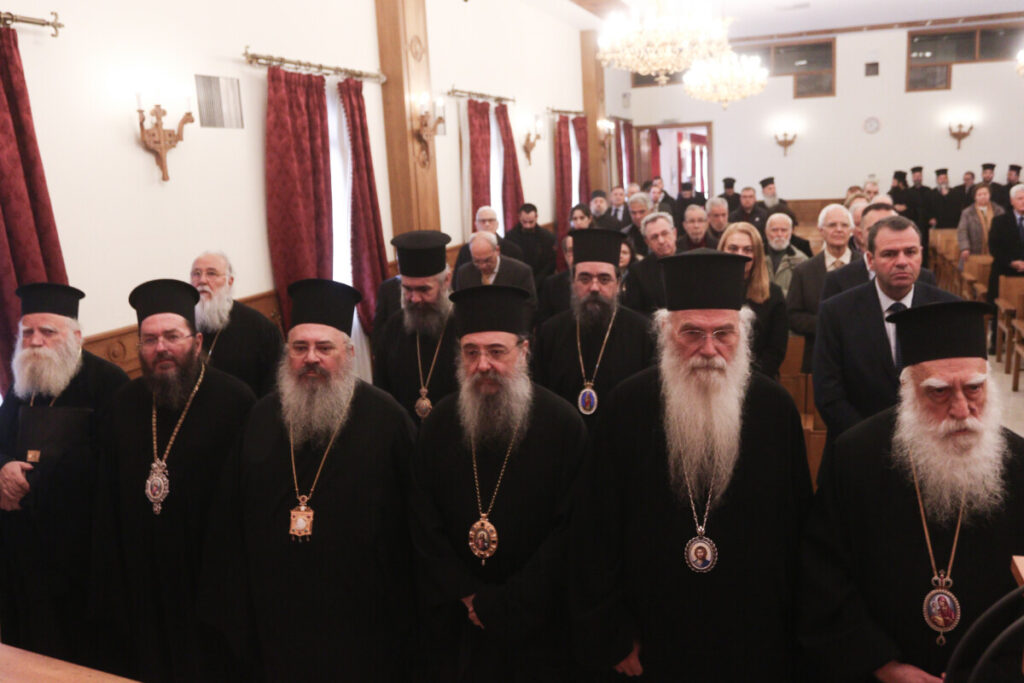 «Πυρά» Μητροπολίτη Νέας Σμύρνης κατά κυβέρνησης / «Δεν ζητήσαμε αυξήσεις