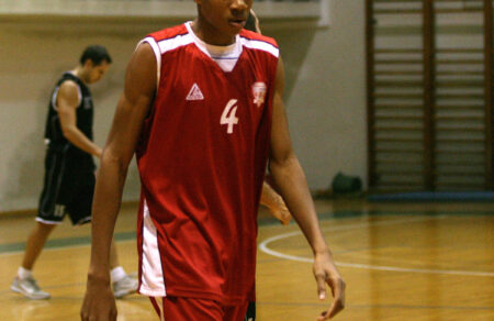 giannis-antetokoynmpo-apo-edo-xekinisan-ola-thelo-na-gino-paiktis-toy-nba-793568