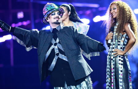 boy-george-to-filoisrailino-neo-tragoydi-toy-poy-arneitai-ti-genoktonia-sti-gaza-795462