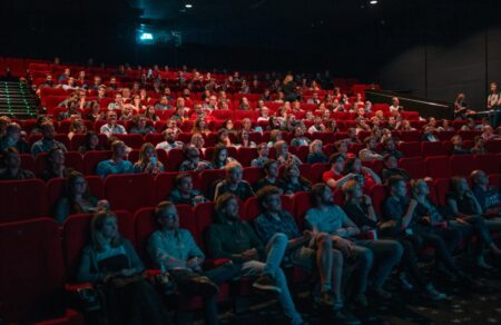 italia-dorean-provoles-se-klimatizomena-sinema-sti-romi-os-katafygio-apo-ti-zesti-793596