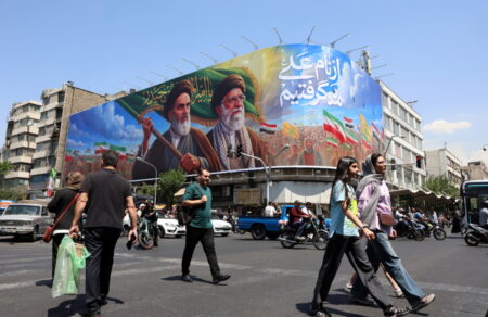 ipa-iran-ekaterothen-epitheseis-diaforetikes-ekdoches-gia-ormoyz-kai-agonia-sti-mesi-anatoli-788838