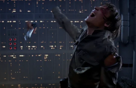 star-wars-to-fotospatho-toy-loyk-skaigoyoker-kai-to-kommeno-cheri-spaei-rekor-se-dimoprasia-792898