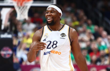 panathinaikos-vomva-apo-to-nba-ekleise-ton-gkerson-giampoysele-gia-tria-chronia-787233