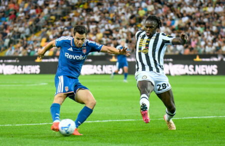serie-a-1i-agonistiki-synechizei-apo-ekei-poy-stamatise-i-inter-premiera-me-gkol-gia-ton-doyvika-806896