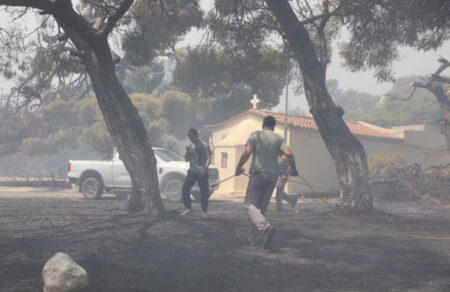live-blog-mainontai-ta-metopa-se-voiotia-attiki-kefalonia-798132
