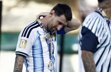 lionel-mesi-anakoinose-oti-aposyretai-apo-tin-ethniki-argentinis-809480