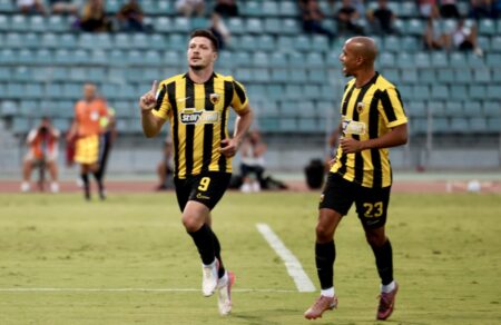 super-league-proti-ektos-edras-niki-tis-aek-2-1-sto-volo-ki-afoy-ta-chreiastike-816808