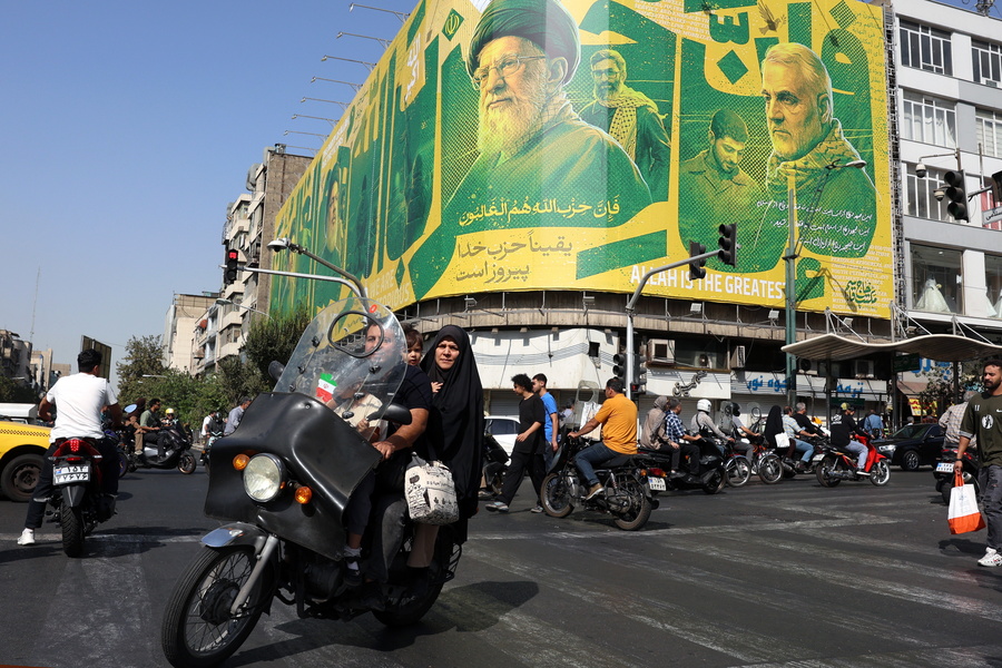 EPA/ABEDIN TAHERKENAREH RESTRICTIONS: NO Access Israel Media/Persian Language TV Stations Outside Iran/Strictly No Access BBC Persian/VOA Persian/Manoto TV/Iran International TV. (As mandated by Iran's Directorate General for Foreign Media) --